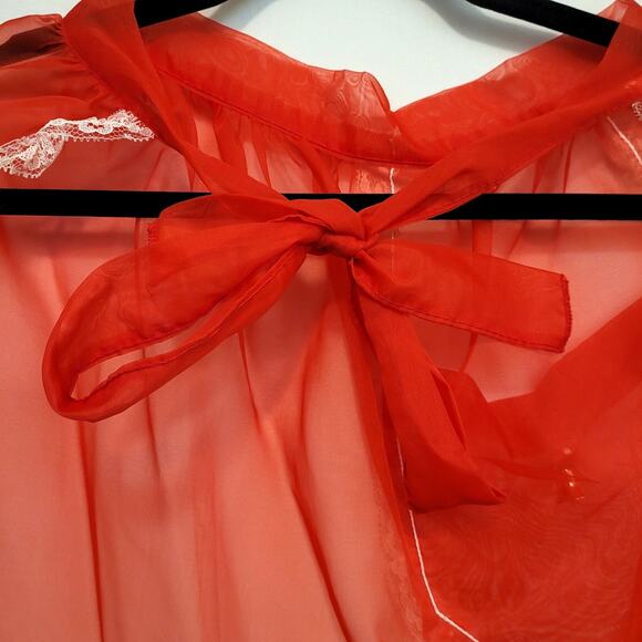 Vintage Sheer Red Apron Lace Waist Tie Bell Pocket Holiday Pin Up Festive USA - Picture 3 of 8